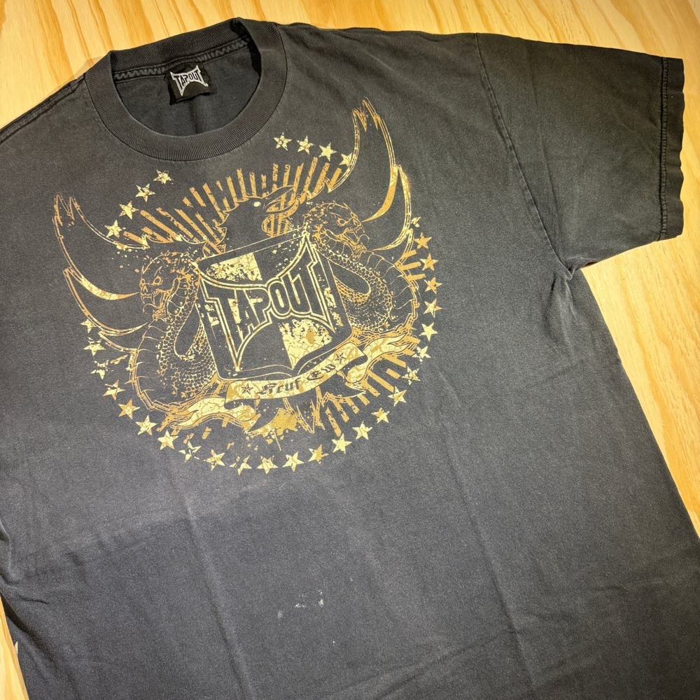 Tapout Men's Vintage MMA Crest Graphic T-Shirt Faded Black Y2K Size XL